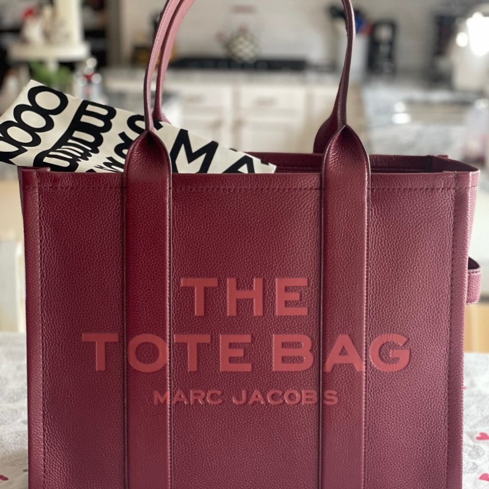 Authentic Marc Jacobs The Leather Large Tote Bag - Cherry Red, New With Tags